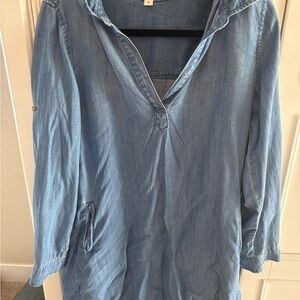 Cloth & Stone Light Blue Chambray Top